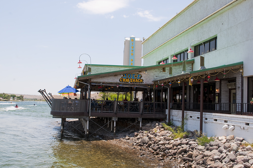 joes_crabshack_laughlin